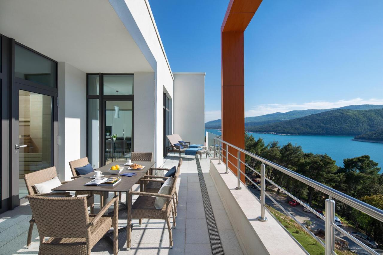 Park Hill Residences Rabac Buitenkant foto